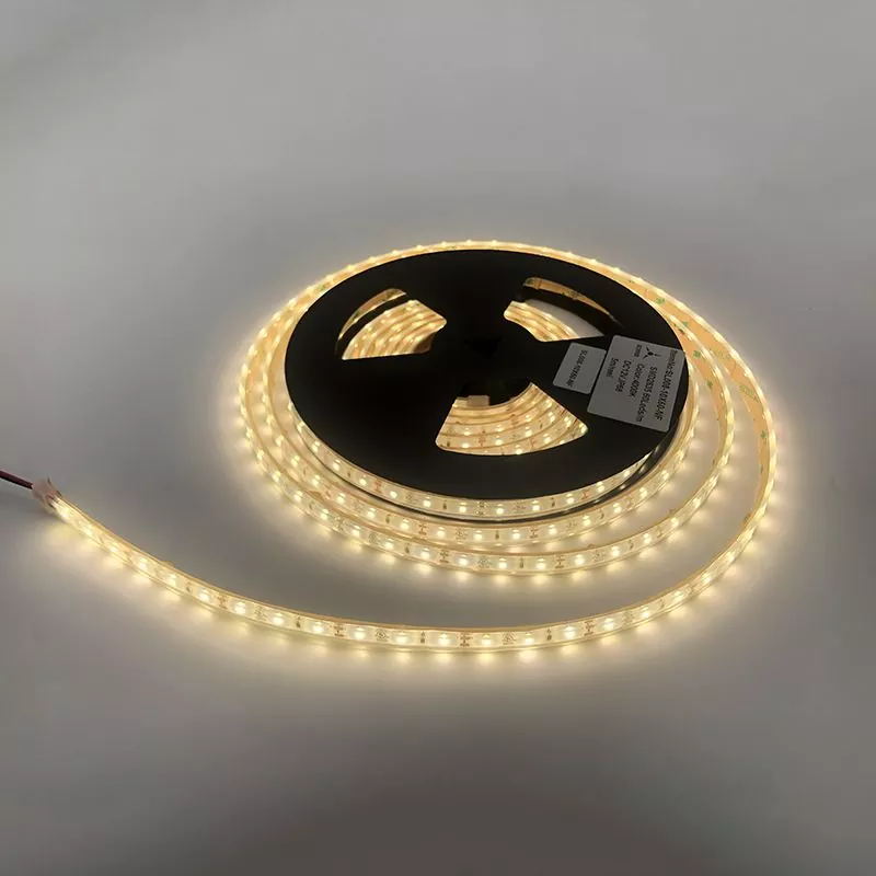 I prezzi dell'illuminazione a LED diminuiscono, accendendo la domanda