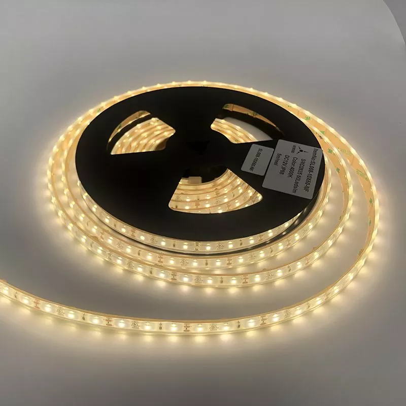 Usa l'illuminazione a LED per creare uno spazio di meditazione